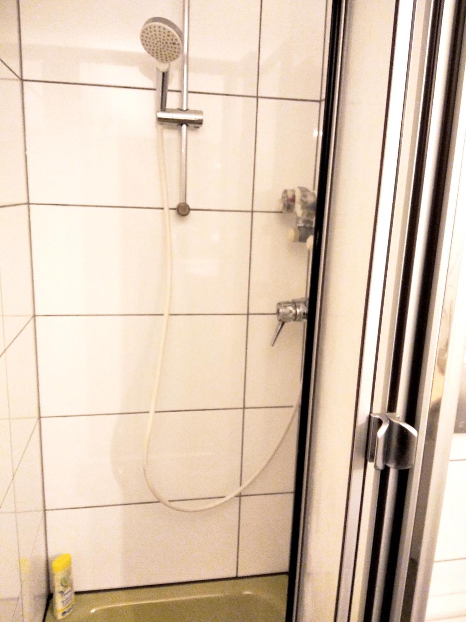 Sroom 118 And 119 In Center 로이틀링겐 외부 사진