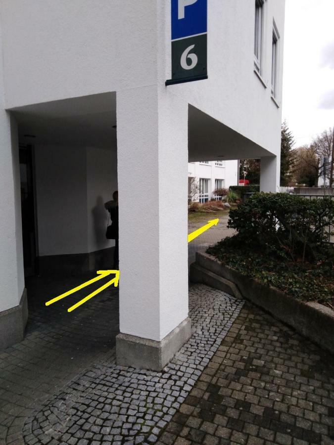 Sroom 118 And 119 In Center 로이틀링겐 외부 사진